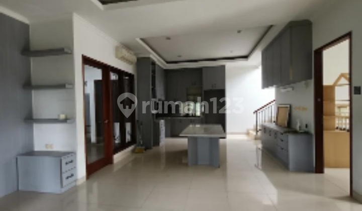 Dijual Rumah Asri di The Icon Cosmo 2