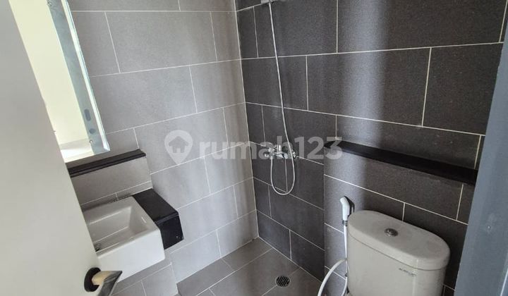 Dijual Rumah Cluster Leonora, Gading Serpong 2