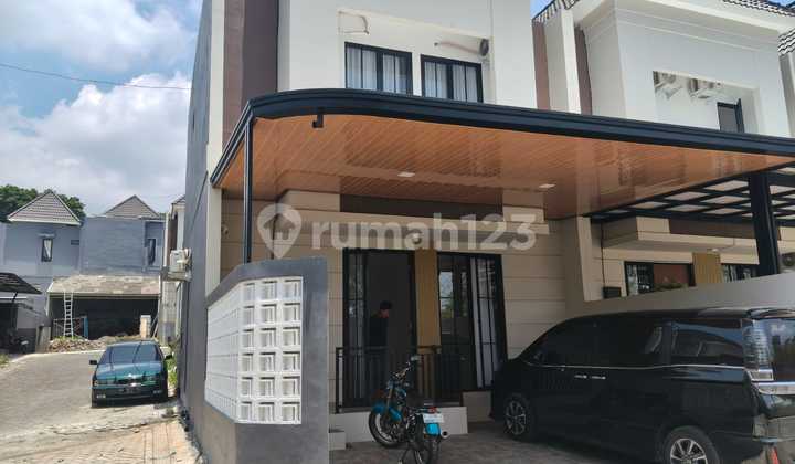 Rumah Baru 2 Lantai - Hook - Grand Armina Banyumanik Semarang 2