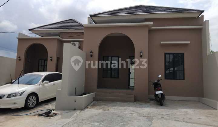 Dijual Rumah Baru Minimalis Clasic Mangunharjo Dekat Sambiroto Tembalang Semarang 1
