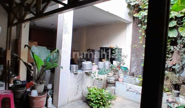 Rumah Luas dan Nyaman di Tirtoyoso Dekat Dr Ciptosemarang Timur Semarang 2