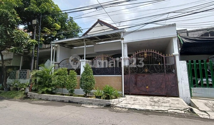 Disewakan Rumah Murah di Darmo Surabaya Furnish