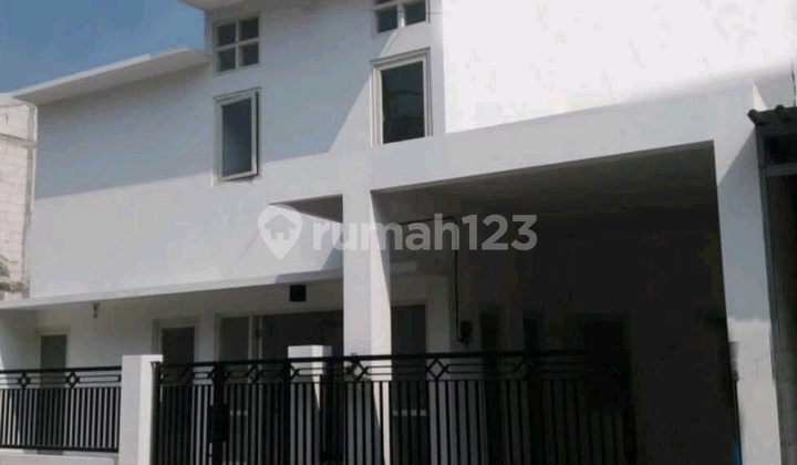 Dijual Rumah Siap Huni Wiyung, Kota Surabaya Dijual Rumah Siap Huni Wiyung, Kota Surabaya