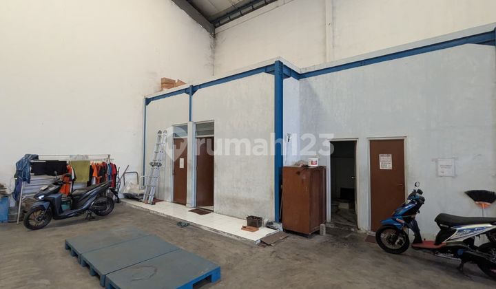 For Sale: 2-Story Ready-to-Use Warehouse, Located in Ritzgate Warehouse Complex, Gedangan, Sidoarjo