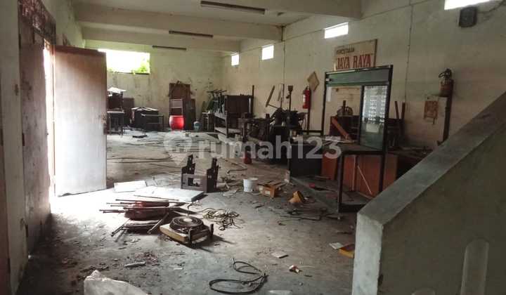 Rangkah Hitung Land House Needs Renovation 2