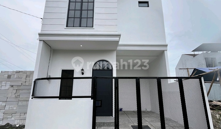 American Classic House Wonorejo Baru New 2