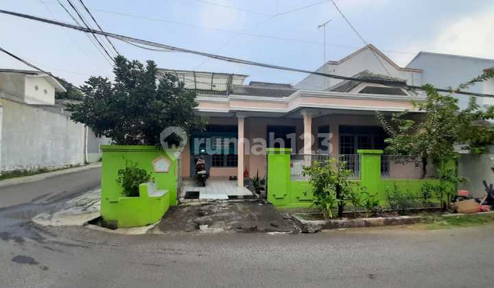 Rumah Hook di Pancoran Mas Hunian Nyaman dan Tenang di Pancoran Mas