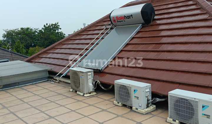 Rumah Kebayoran Lama Siap Huni Lokas Strategis Dekat ke Sarana Angkutan Umum Dekat Tol 2