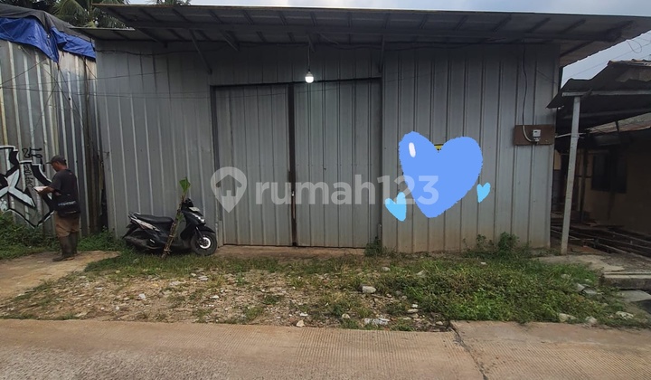 Warehouse Area Beji Near Toll Road Strategic for Small Trucks Warehouse Area Beji Near Toll Road Strategic for Small Trucks