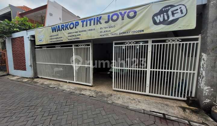 Rumah Strategis dan Murah di Kawasan Wiyung Dekat dengan Pakuwon Mall Surabaya Rumah Strategis dan Murah di Kawasan Wiyung Dekat dengan Pakuwon Mall Surabaya