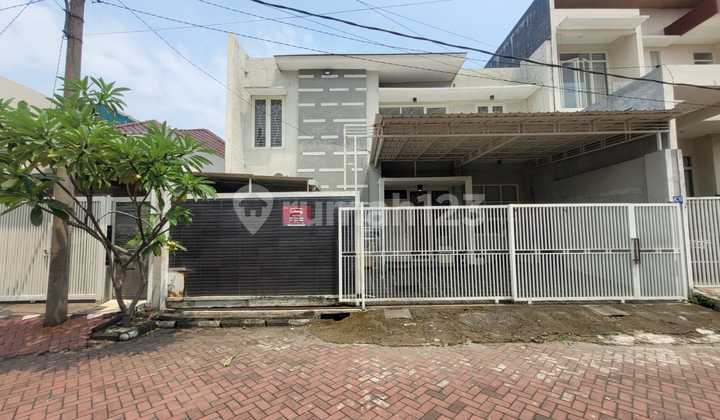 Rumah 2 Lantai Minimalis Murah di Pusat Kota Surabaya Rumah 2 Lantai Minimalis Murah di Pusat Kota Surabaya