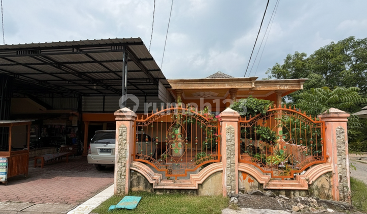 Rumah Bagus dan Murah Dekat dengan Alun-Alun Bojonegoro Rumah Bagus dan Murah Dekat dengan Alun-Alun Bojonegoro