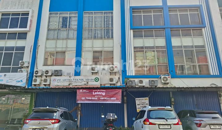 Strategic and Affordable Shop House in the Cibeber Area Near the East Cilegon Toll Gate