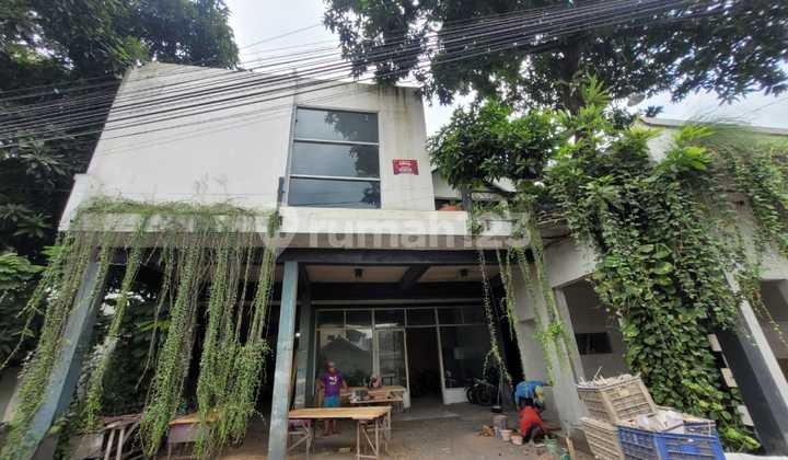 Rumah 2 Lantai Strategis di Kawasan Pohjentrek, Pasuruan Dekat dengan Tol Pasuruan 2