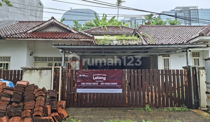 Rumah Strategis dan Luas di Kawasan Pancoran Dekat dengan Gerbang Tol Cawang