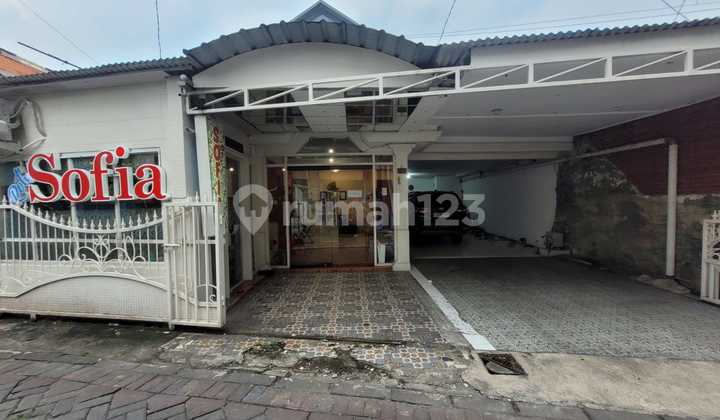 Rumah Strategis dan Murah di Kawasan Wiyung Dekat dengan Pakuwon Mall Surabaya Rumah Strategis dan Murah di Kawasan Wiyung Dekat dengan Pakuwon Mall Surabaya