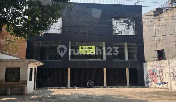 4-Storey Shop House 1