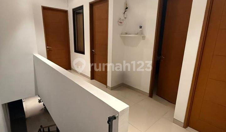 Modern House Ready to Occupancy with Beautiful SHM in Setraduta Cemara, Bandung 2