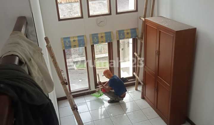 Rumah 2.5 Lantai Siap Huni Nyaman Strategis Gunung Batu, Bandung