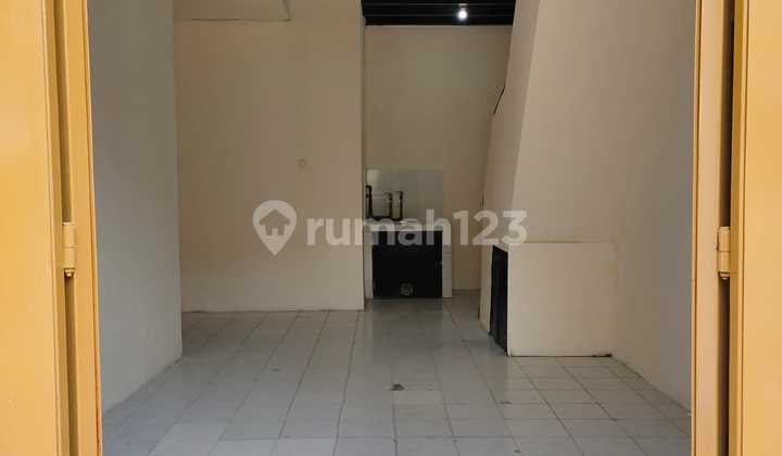 Rumah Ex Kantin Pusat Kota Bandung Dekat Universitas Widyatama