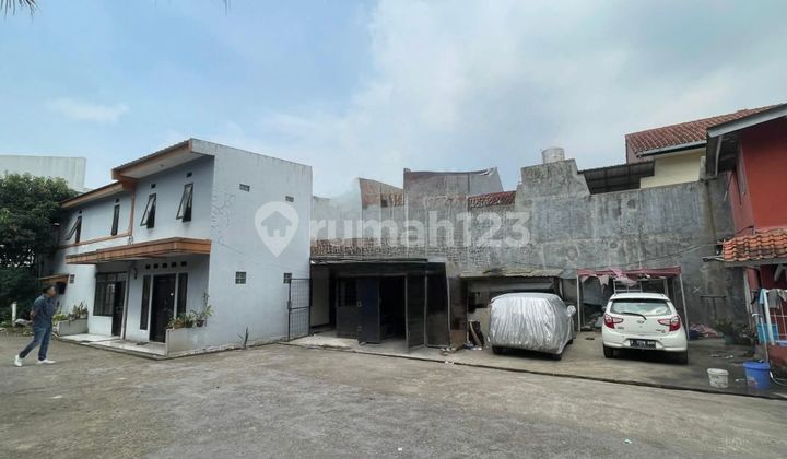 Rumah dan Gudang Lelang Murah SHM Siap Huni di Gg Babakan Radio Rumah dan Gudang Lelang Murah SHM Siap Huni di Gg Babakan Radio