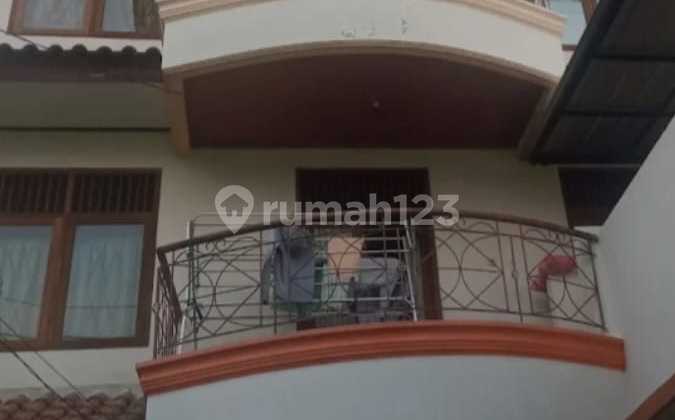 Kost Kost-An Strategis Dibelakang Universitas Gunadarma dan Dekat dengan Universitas Insonesia Kost Kost-An Strategis Dibelakang Universitas Gunadarma dan Dekat dengan Universitas Insonesia