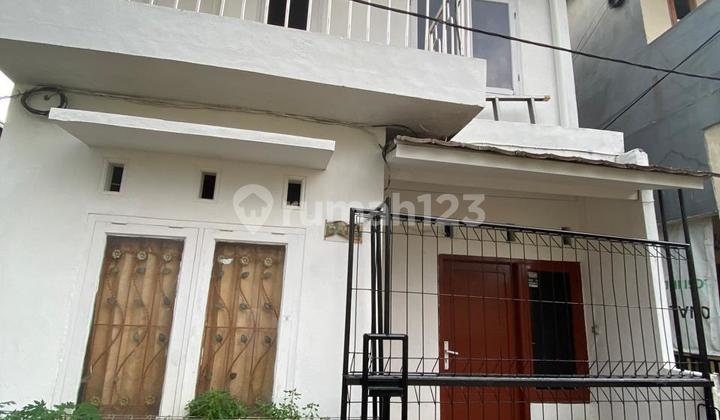 A Serene and Comfortable 2-Story House in Jatinegara, Negotiable 2