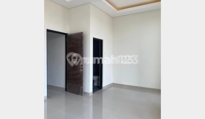 [Ch3] Rumah Baru 2 Lantai Modern Minimalis di Rungkut Mapan