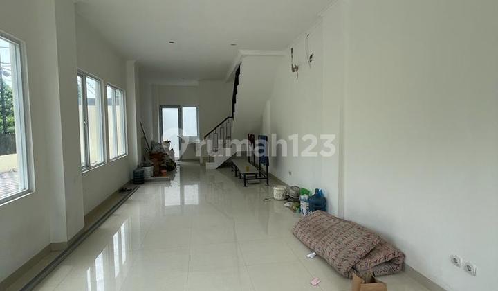 For Rent New Shop House Strategic Location Hook 2