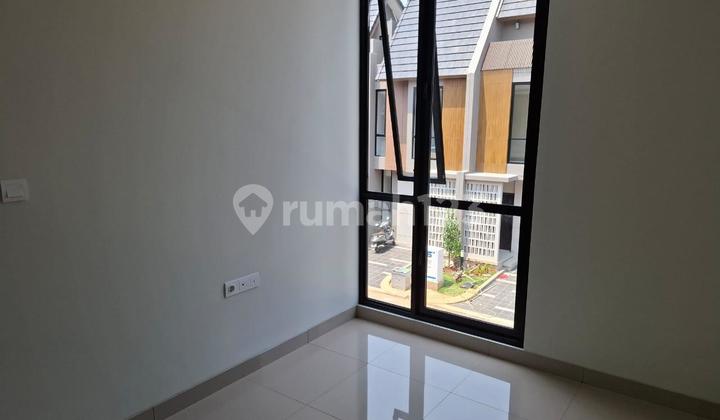 Disewakan Rumah di Cluster Viola Attic Summarecon Crown Gading Bekasi 2