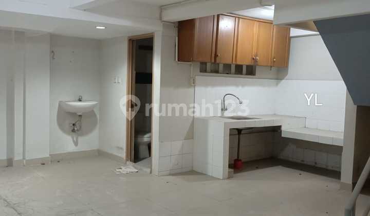 For Sale House in Gading Hibrida, Kelapa Gading North Jakarta For Sale House in Gading Hibrida, Kelapa Gading North Jakarta