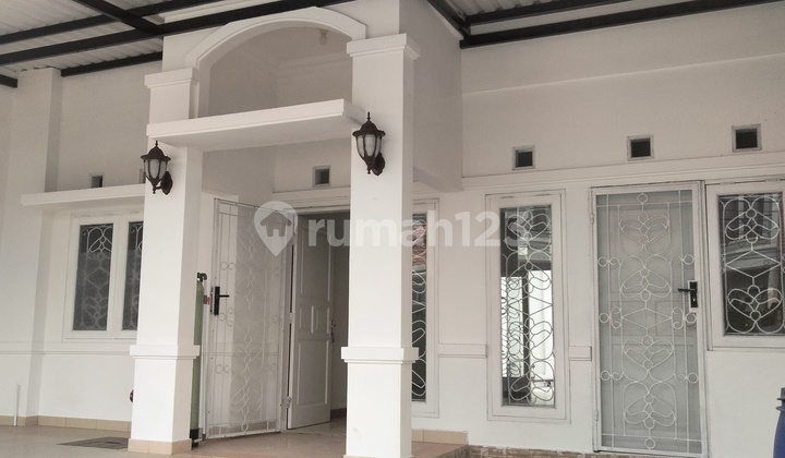 For Rent Newly Renovated House at Harapan Indah Boulevard Hija