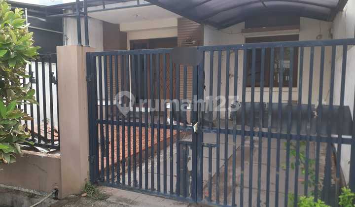 For Sale 1.5-Story House in Ifolia Cluster, Harapan Indah 2 Bekasi 2