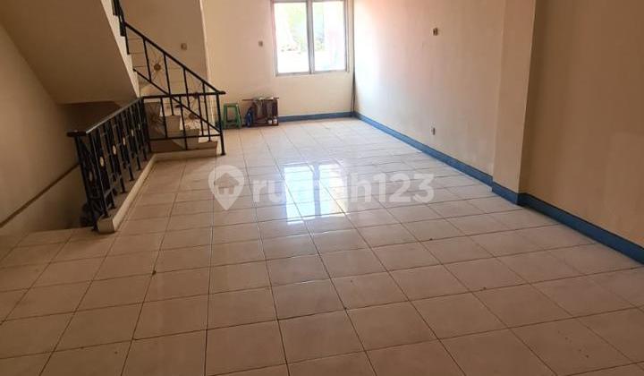 Disewakan Ruko 3 Lantai Bulevar Hijau Harapan Indah Bekasi