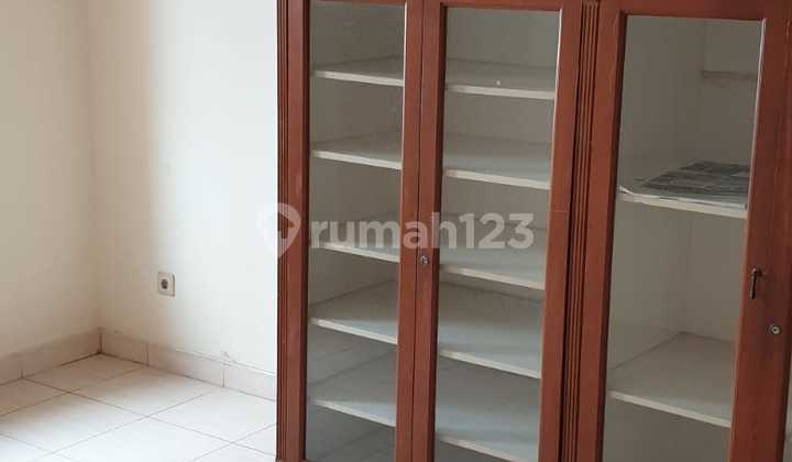 Disewa Rumah 2 Lantai di Bulevar Hijau Kota Harapan Indah Bekasi 2