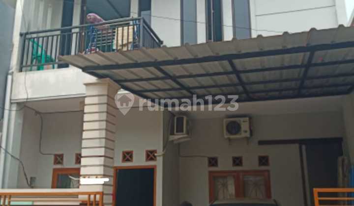 For Sale 2-Story House in Boulevard Hijau Harapan Indah Bekasi