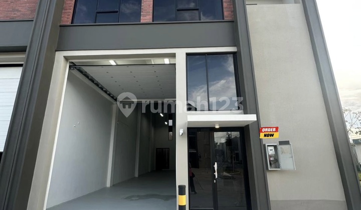 Gudang Bizpark Pik 2 Ada Ruang Office Cocok untuk Online Shop