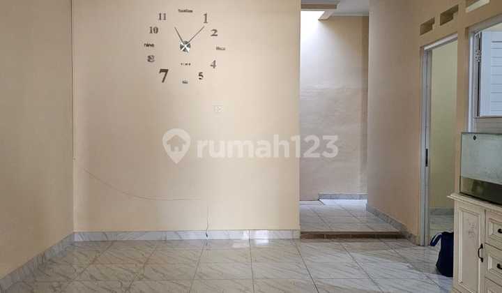 Dijual Rumah Minimalis Rapih Siap Huni di Harapan Indah 1, Bekasi