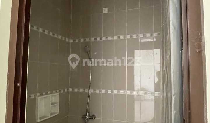 For Rent: Ready-to-Occupy House in Arana Harapan Indah Cluster