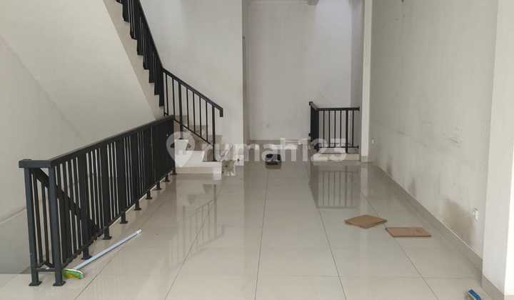 Ruko Siap Huni Lokasi Strategis di Pusat Bisnis Grand Galaxy City Bekasi Selatan Dijual Cepat
