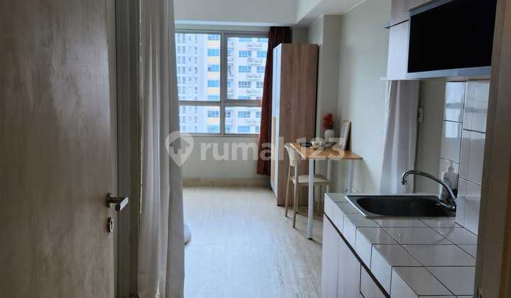 Apartemen Springlake Summarecon Bekasi Tower Fressia Lokasi Strategis Disewakan Full Furnis