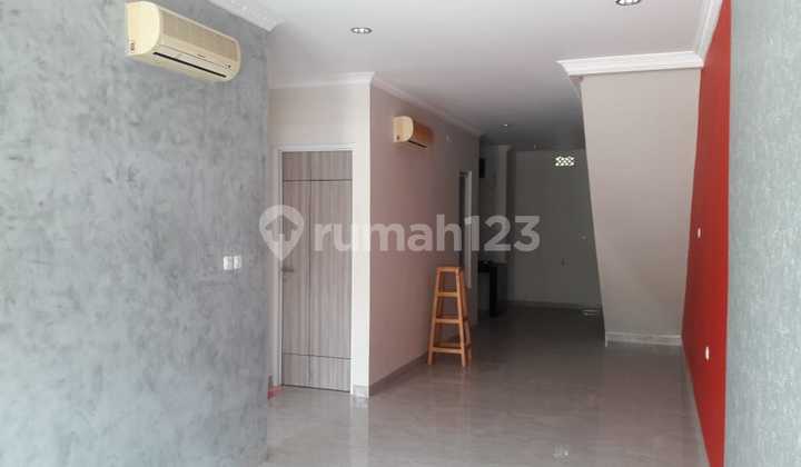 Rumah 2 Lantai 108m² Semi Furnished Dekat Mall Karawaci 2