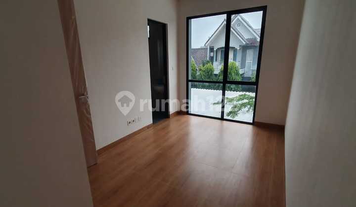 Rumah Strategis 2 Lantai Semi Furnished Dekat Uph & Mall Karawaci 2