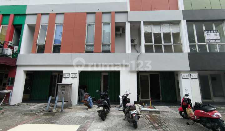 Ruko 2 Lantai Siap Pakai Usaha - Strategis & Terawat di Cipondoh Ruko 2 Lantai Siap Pakai Usaha - Strategis & Terawat di Cipondoh