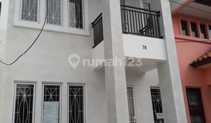 2-Story House 108m² Semi-Furnished Near Karawaci Mall