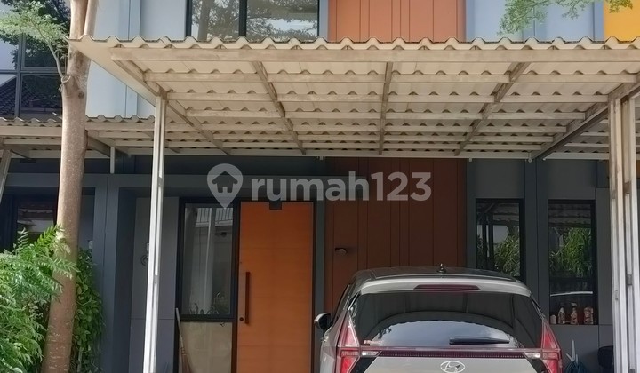 Rumah Strategis 2 Lantai Semi Furnished Dekat Uph & Mall Karawaci