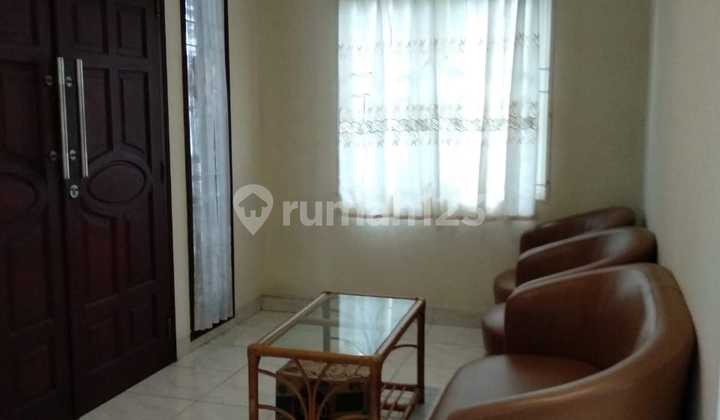 Exclusive Boarding House 12 Rooms Lippo Karawaci, Area 209 M 2 Floors 2