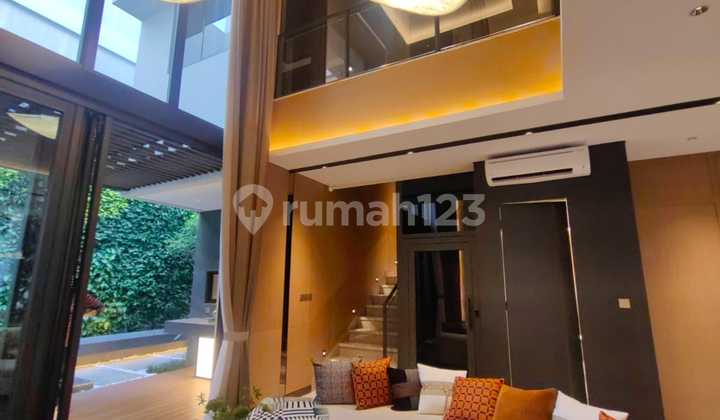 Exclusive Luxury Home Private Lift Gading Serpong 2