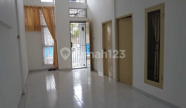 Hunian Nyaman 5 Menit ke Stasiun Cisauk Hanya Selangkah ke Bsd