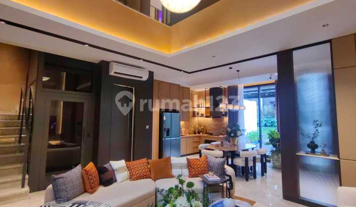 Rumah Mewah Eksklusif Private Lift Gading Serpong